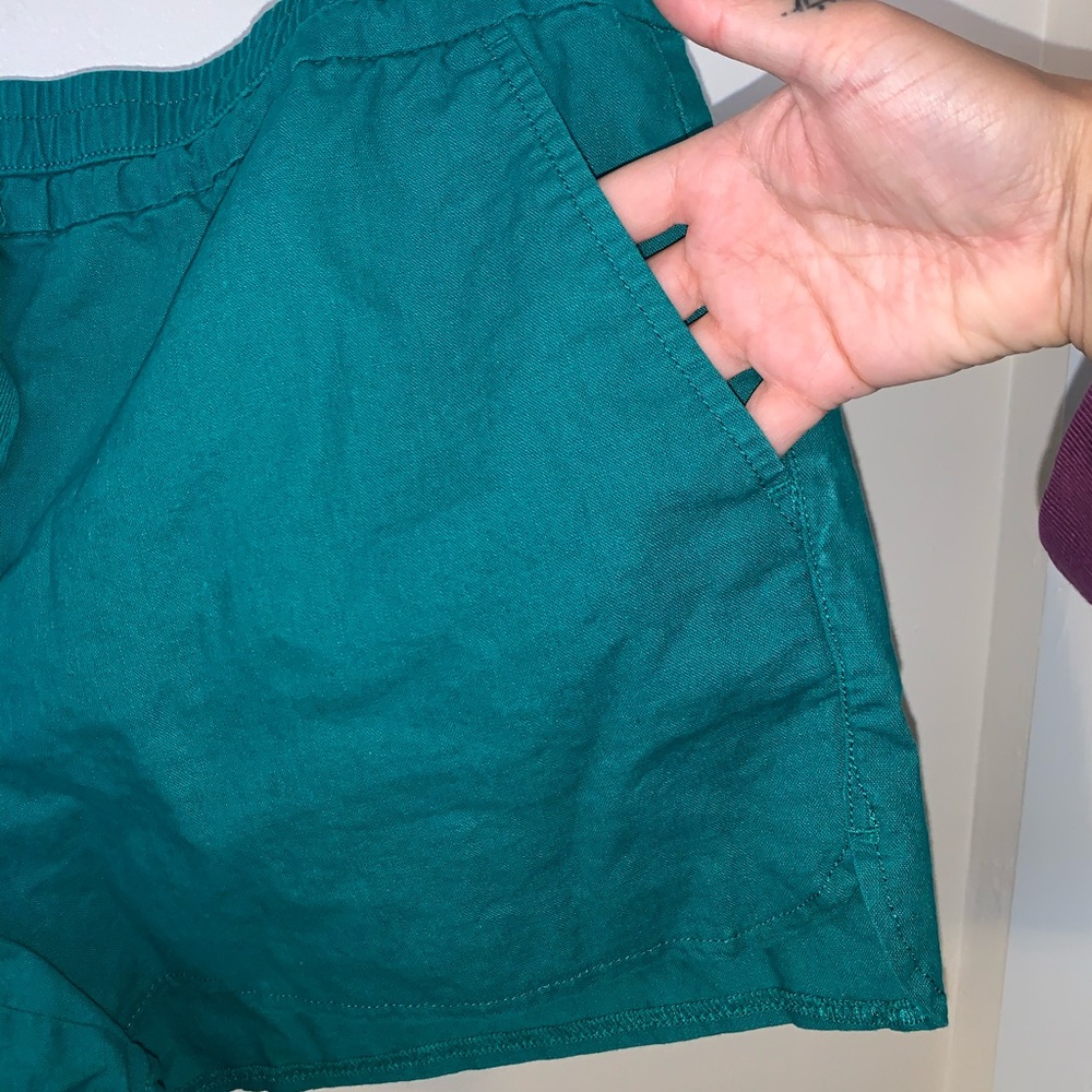 LOFT cotton/linen teal summer shorts